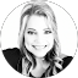 Profile photo of Laura Freeman