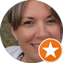 Profile photo of Amanda Moon