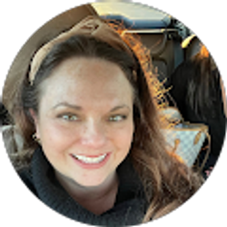 Profile photo of Jen Knight