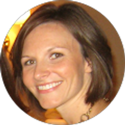 Profile photo of Robyn Lambo