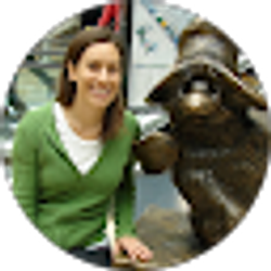 Profile photo of Holly Green