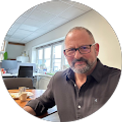 Profile photo of Bart van Praag