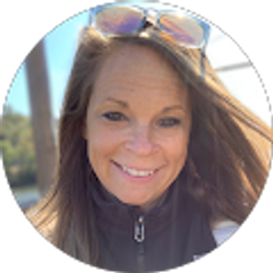 Profile photo of Sarah Heumiller