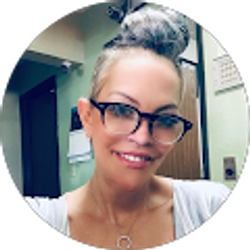 Profile photo of Sunny Calvin