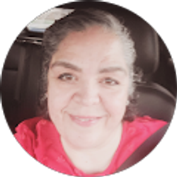 Profile photo of Edna Silva