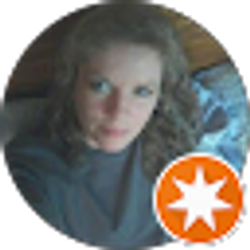 Profile photo of Laura Hayes