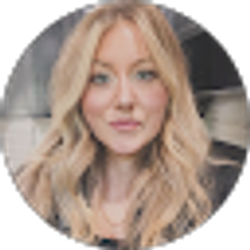 Profile photo of Michelle Paladino