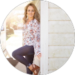 Profile photo of Andrea Thompson