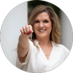 Profile photo of Carrie Cornicelli