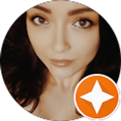 Profile photo of Elena Moore