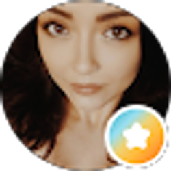 Profile photo of Elena Moore