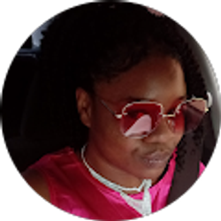 Profile photo of Doris Saintus