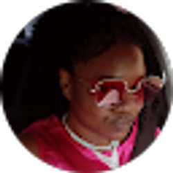 Profile photo of Doris Saintus