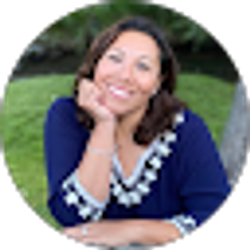 Profile photo of Ana Zugheri