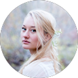 Profile photo of Jaclyn Fields