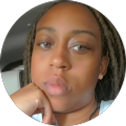 Profile photo of Danielle Hamilton