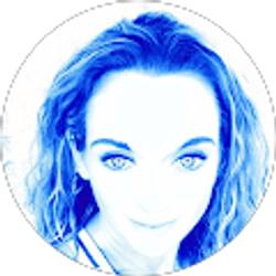 Profile photo of Stephanie Lang