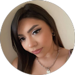 Profile photo of Abbie Guillen