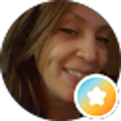 Profile photo of elisa “coolpeacechick” barraza