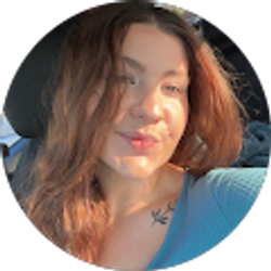 Profile photo of Chloe Welch