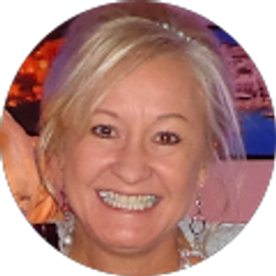 Profile photo of Lisa Grass