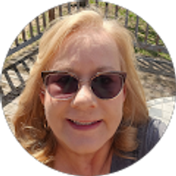 Profile photo of Denise