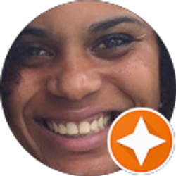 Profile photo of Adriana Queiroz