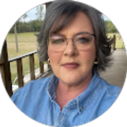 Profile photo of Michelle Bradshaw