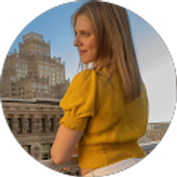 Profile photo of Samantha Watret