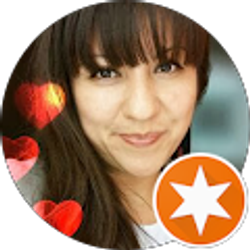 Profile photo of Ruby Hernández