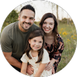 Profile photo of Lauren Beach