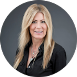 Profile photo of Wendy Laughlin
