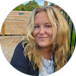 Profile photo of Carrie Kehn