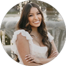 Profile photo of Alexandra Barrera