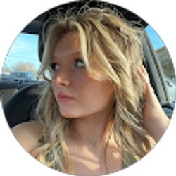 Profile photo of madi landgrebe