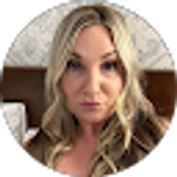 Profile photo of Rebekah Pomeroy
