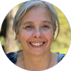 Profile photo of Elena Palmer