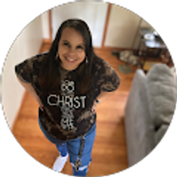 Profile photo of Arielle Conner