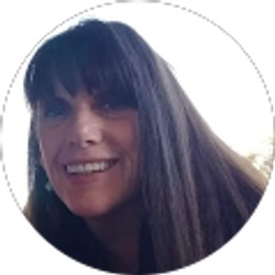 Profile photo of Shirley knight