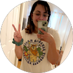 Profile photo of Michelle Queiruga