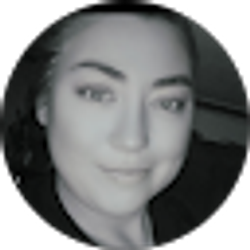 Profile photo of Chrystal Flores