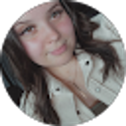 Profile photo of Mariah Johnston