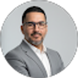 Profile photo of Roell Morales