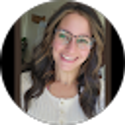 Profile photo of Alexa Dishon