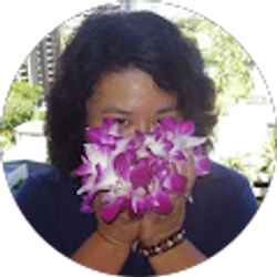 Profile photo of Julie Muramatsu Jones