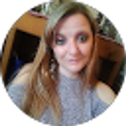 Profile photo of Kelly Hall