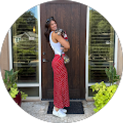 Profile photo of Sophie Salt