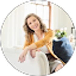 Profile photo of Melissa Farris