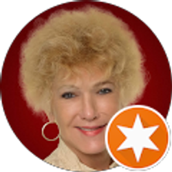 Profile photo of Carola Lueder, RE Broker