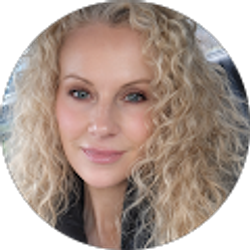 Profile photo of Kimberley Barnes